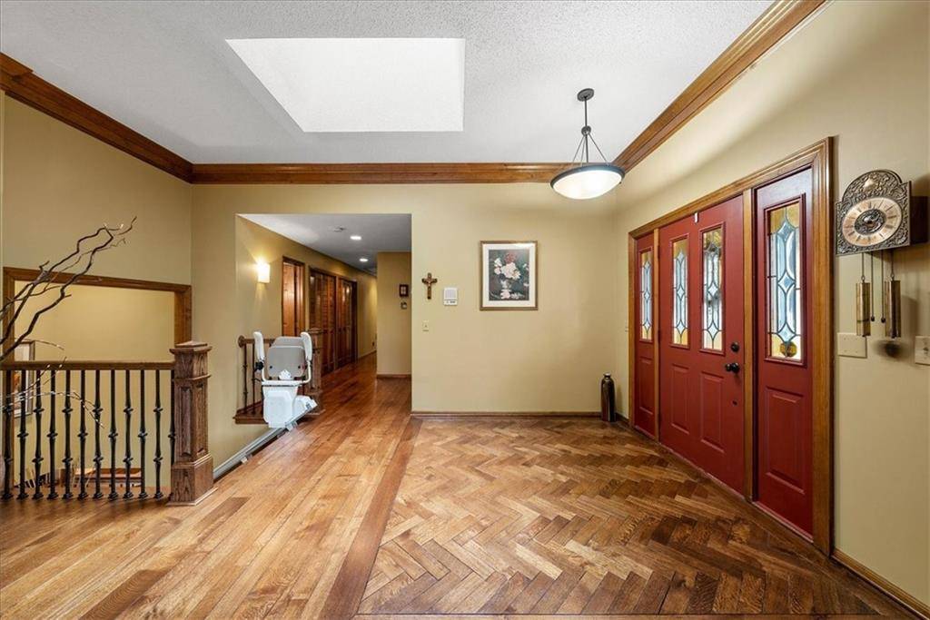 Lenexa, KS 66220,20406 Crickett LN