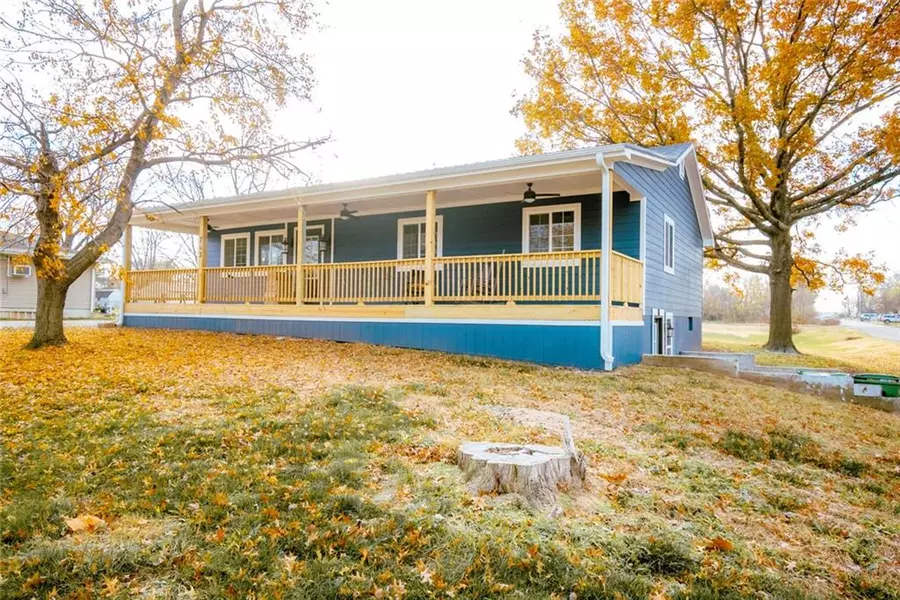 243 W Main ST, Adrian, MO 64720