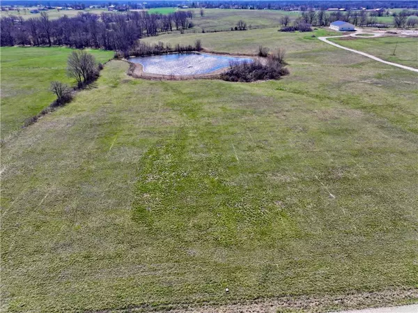 Tract 4 TBD NE 500th RD, Warrensburg, MO 64093