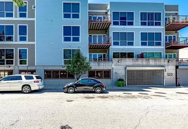 522 Locust LN #112, Kansas City, MO 64106