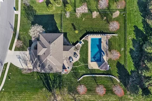 Overland Park, KS 66221,11315 W 158th TER