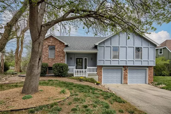 14604 W 68 ST,  Shawnee,  KS 66216
