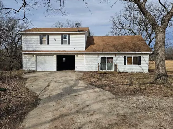 2273 Osage RD, Fort Scott, KS 66701