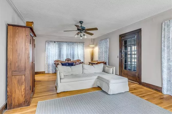 North Kansas City, MO 64116,2124 Gentry ST