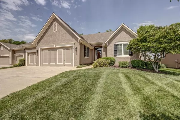 Shawnee, KS 66216,12716 W 49th ST