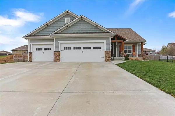 Odessa, MO 64076,931 Moore PL