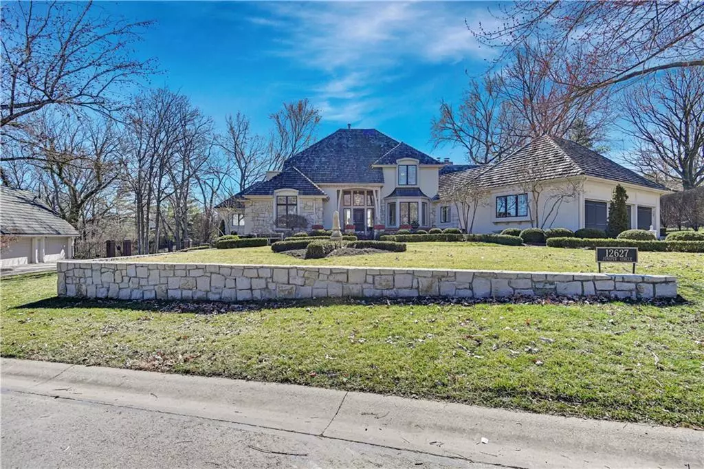 Leawood, KS 66209,12627 Juniper CIR