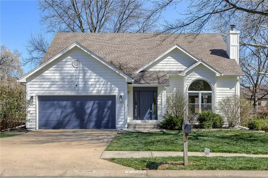 7315 N Oakland AVE, Kansas City, MO 64158