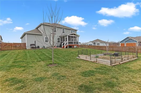 Basehor, KS 66007,14172 Nicollete CT