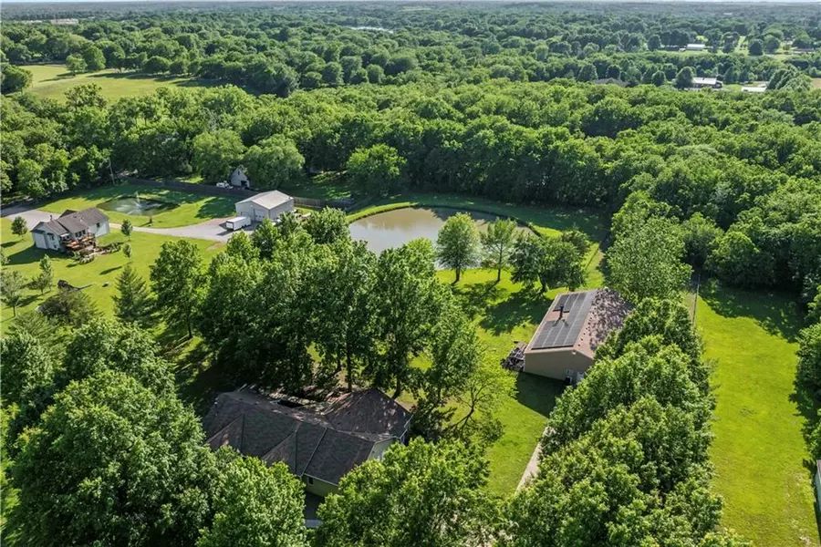 13408 S Harris RD, Greenwood, MO 64034