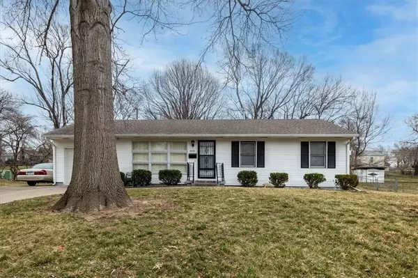 6005 Claremont AVE, Raytown, MO 64133