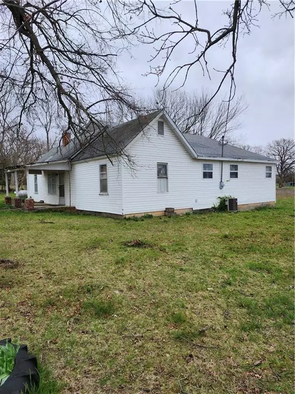 1408 S 17th ST, Collins, MO 64738
