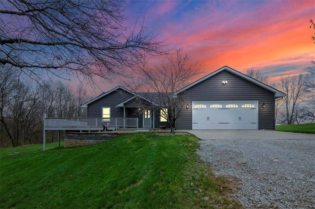 9285 N Conant AVE, Platte City, MO 64079