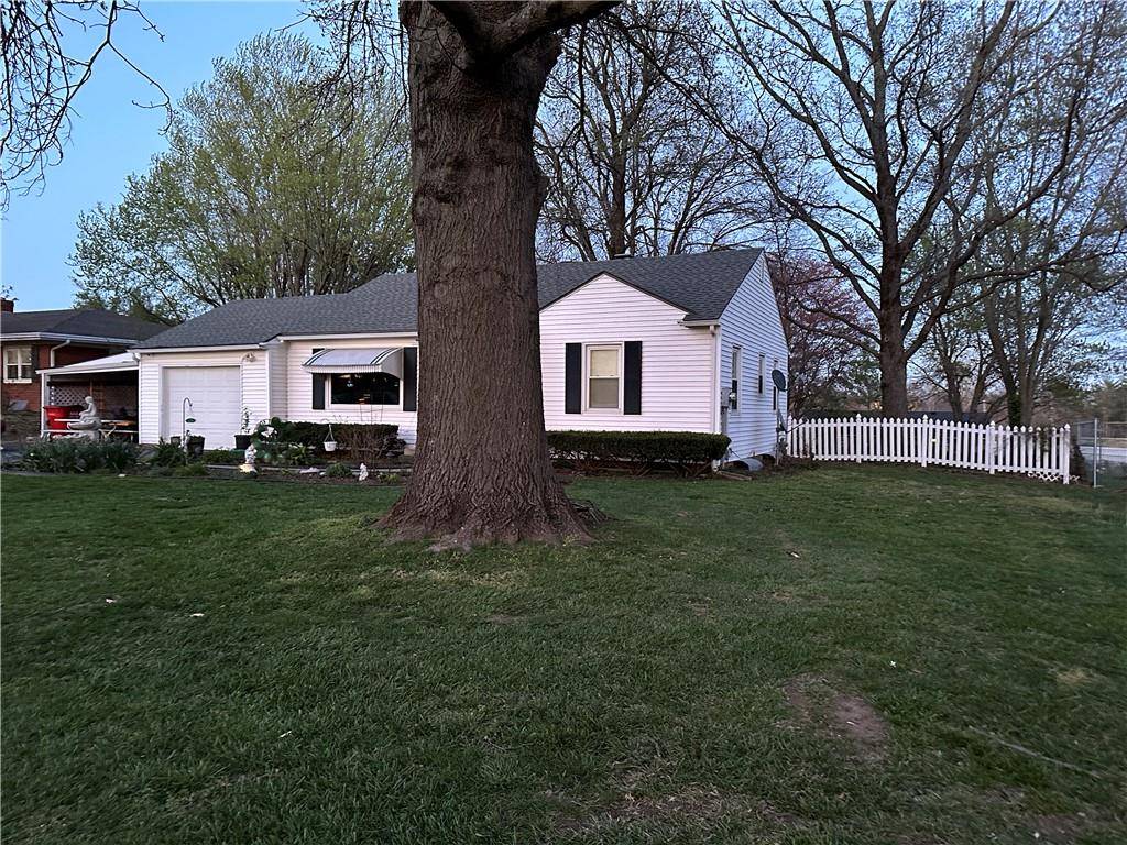 918 S Business 13 HWY, Lexington, MO 64067