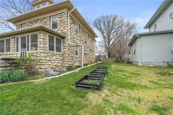 Independence, MO 64053,9504 E Independence AVE