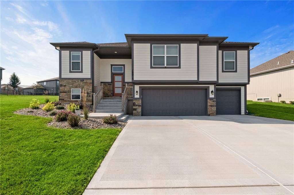 18015 NW 130th ST, Platte City, MO 64079
