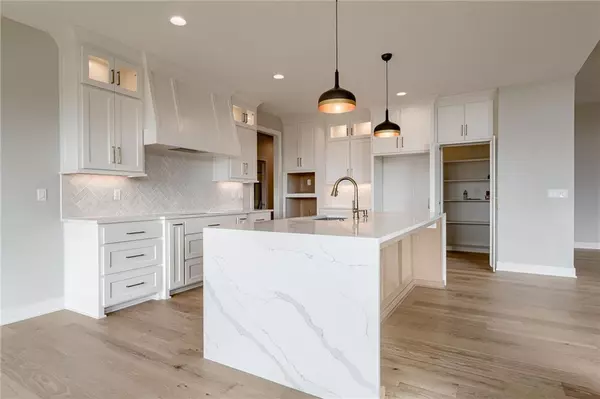 Kansas City, MO 64156,9187 N Chestnut AVE