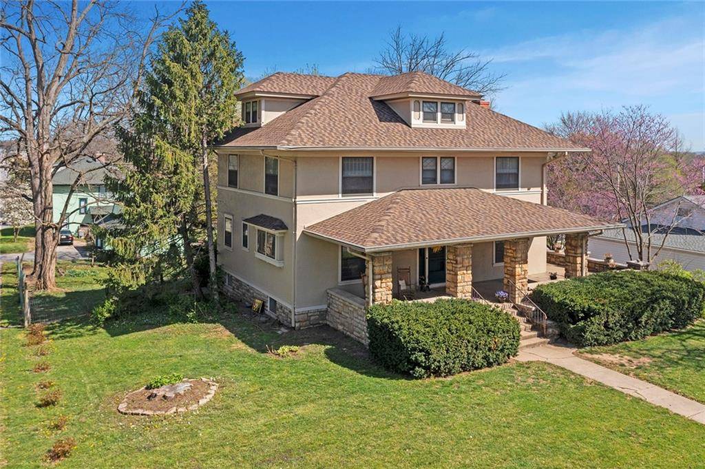 103 Moss AVE,  Liberty,  MO 64068
