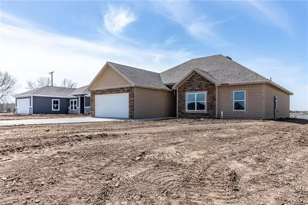 Warrensburg, MO 64093,96 SE 451 RD