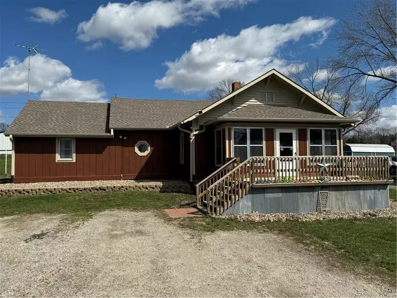 407 Clark ST, Conception Jct, MO 64434