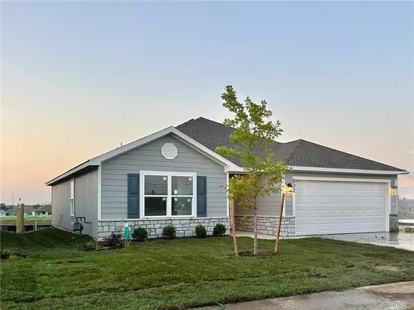 632 W Lanesfield ST, Gardner, KS 66030