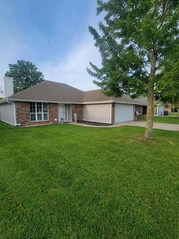 Warrensburg, MO 64093,1013 Bedford DR