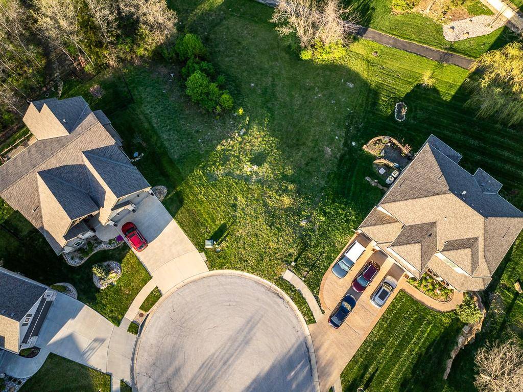 2200 SE PINE GATE CIR, Blue Springs, MO 64014