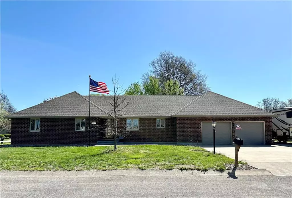 Butler, MO 64730,1107 Country Club DR