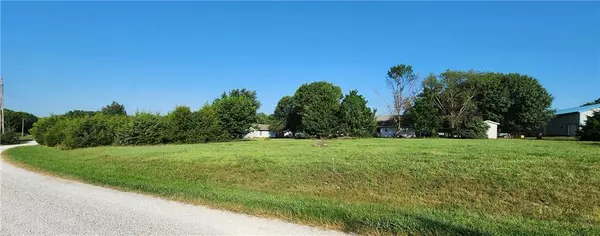 Linn Valley, KS 66040,81 & 89 Foothills TRL