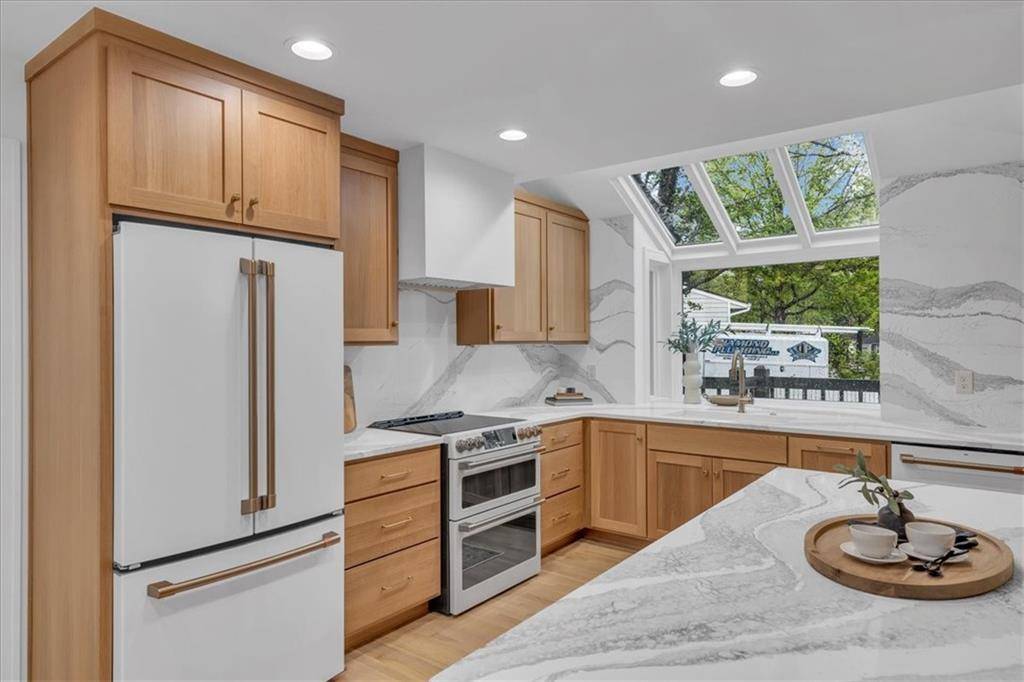 Prairie Village, KS 66208,7854 Howe CIR