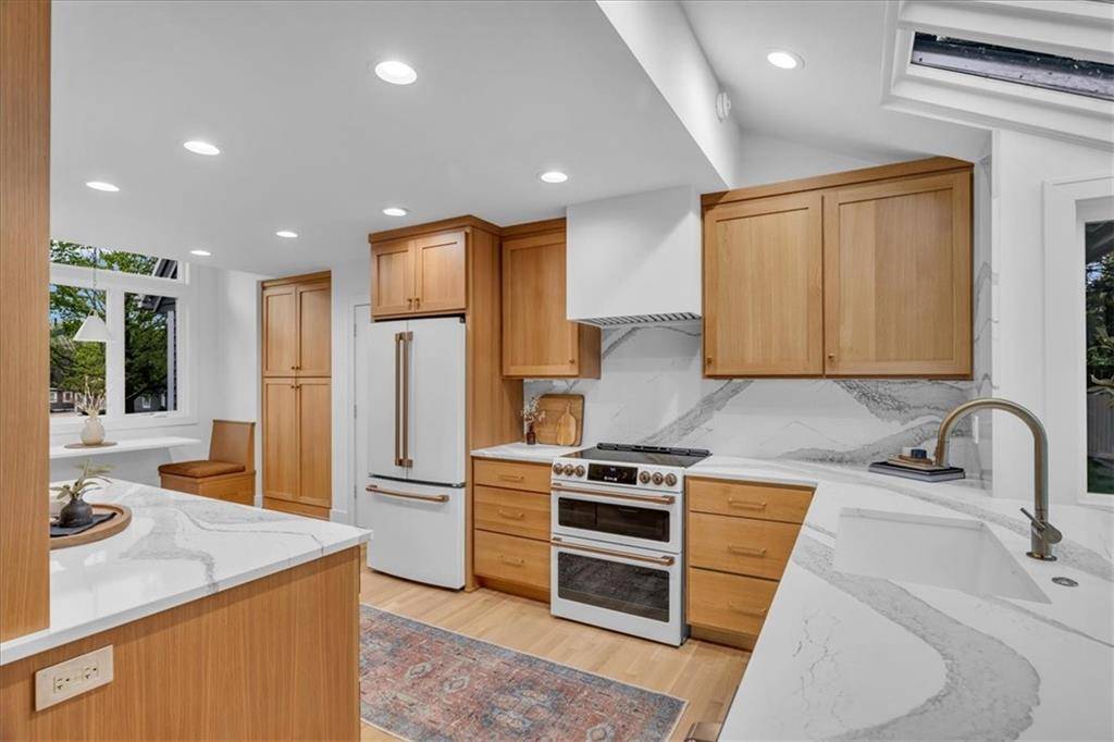 Prairie Village, KS 66208,7854 Howe CIR