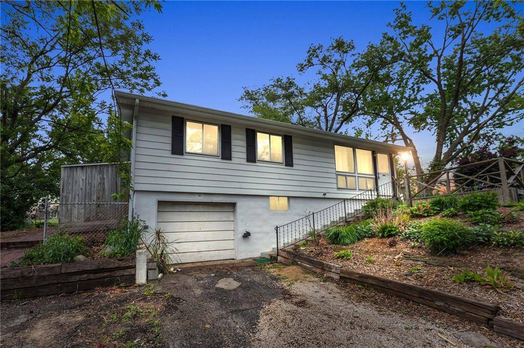 6802 NW 77 ST, Kansas City, MO 64152
