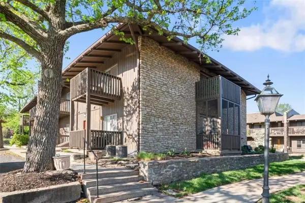 Kansas City, MO 64114,417 W 104TH #C ST