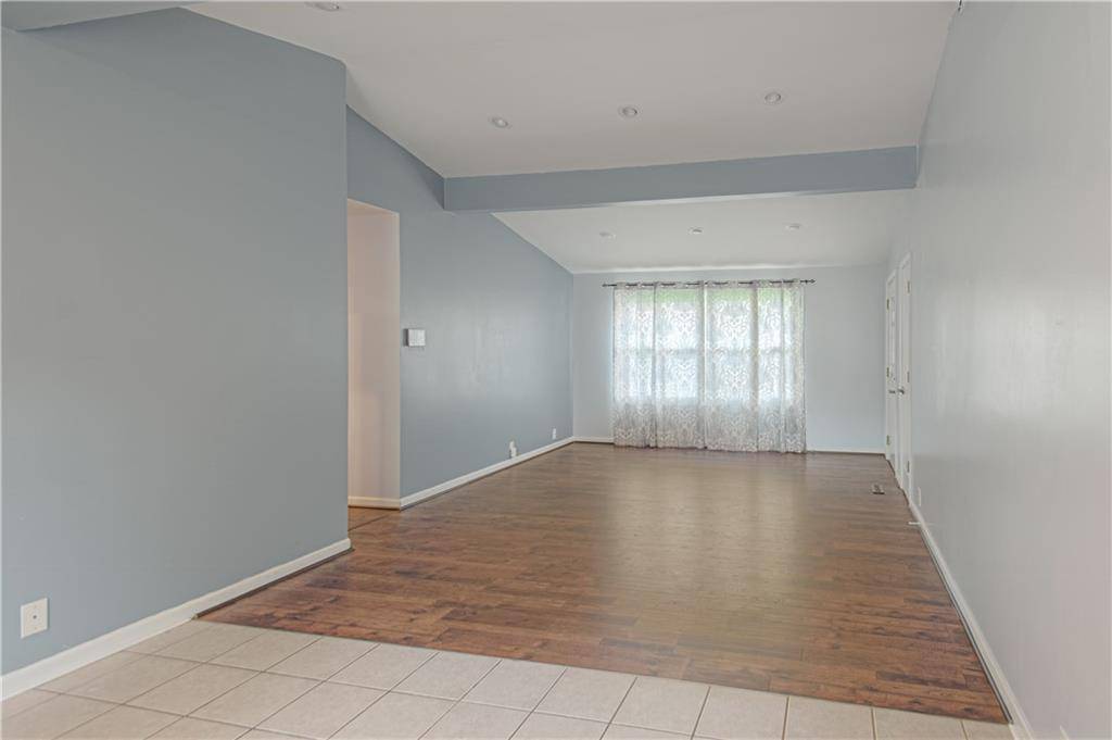 St Joseph, MO 64506,2010 N 34th ST