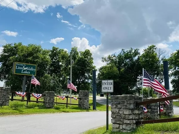 Linn Valley, KS 66040,34 Kansas DR