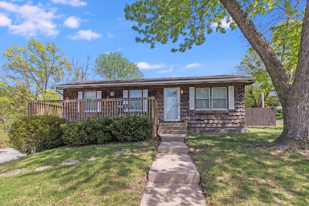 400 N Boardman ST, Pleasant Hill, MO 64080