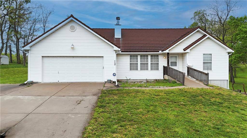 7842 Tauromee AVE, Kansas City, KS 66112