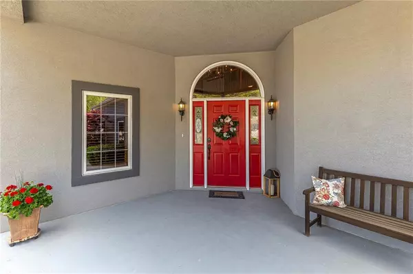 Lake Lotawana, MO 64086,40 N ST