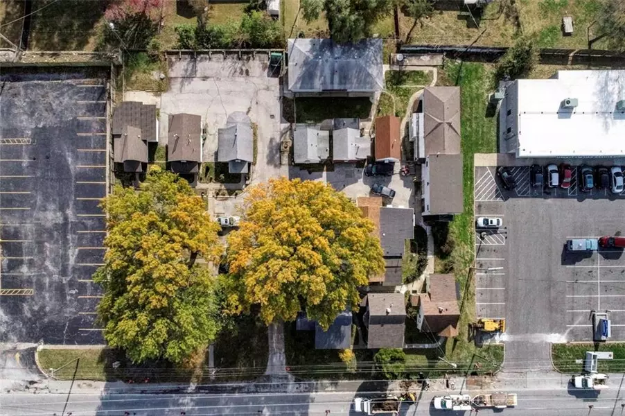 11601 E US Highway 24 HWY, Independence, MO 64054