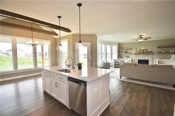 Kansas City, MO 64157,10518 N Hawthorne AVE