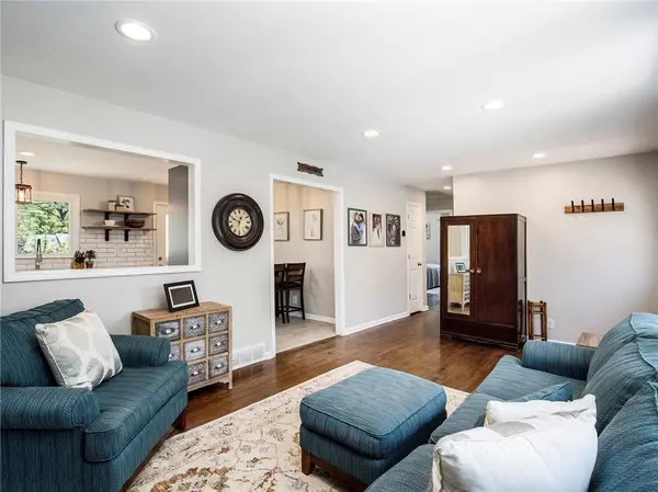 Merriam, KS 66204,6915 Grandview ST