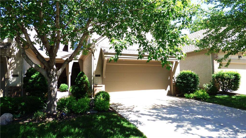 Overland Park, KS 66223,14427 Russell ST