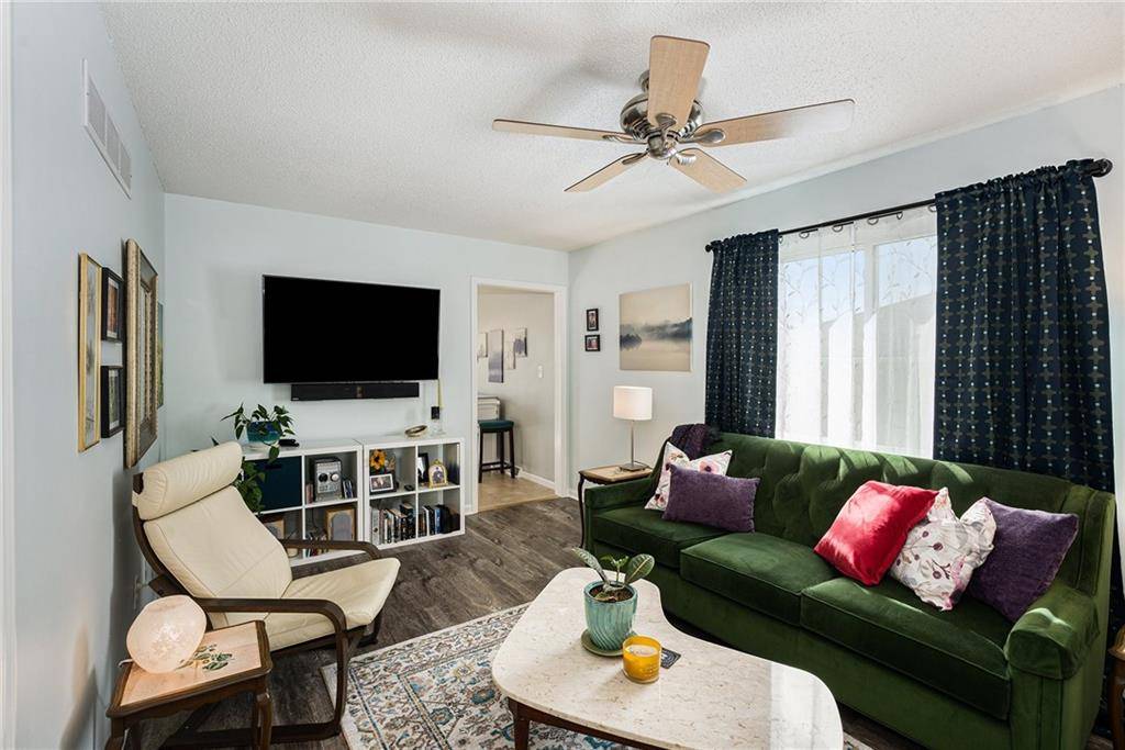 8669 N Hull AVE, Kansas City, MO 64154