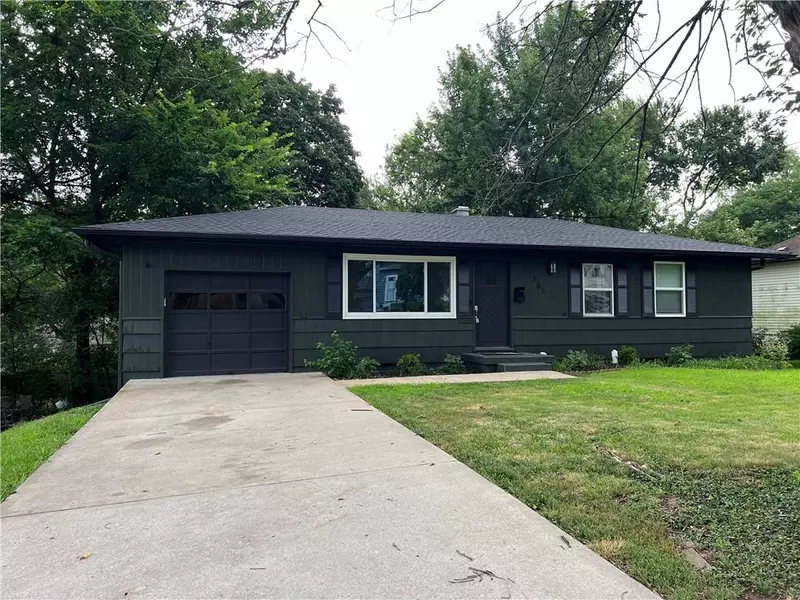 11303 Myrtle ST, Kansas City, MO 64137