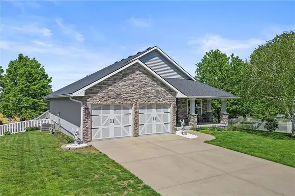 Excelsior Springs, MO 64024,418 Foxglove ST