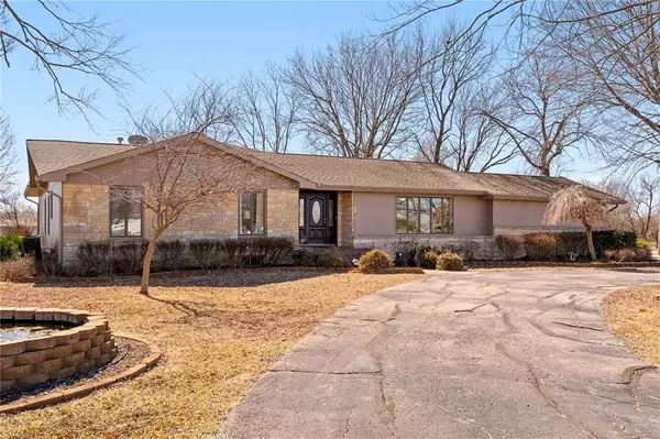 Iola, KS 66749,1453 Missouri RD