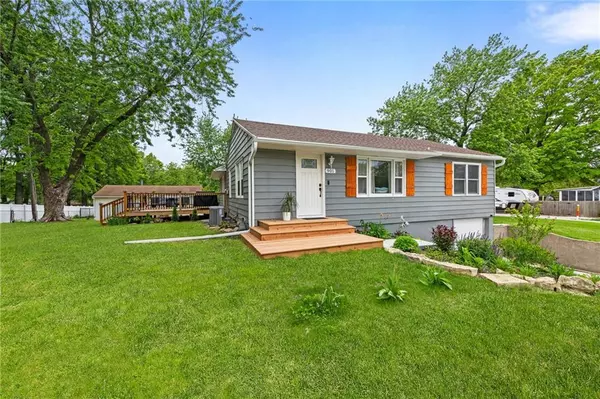 Kansas City, MO 64155,901 NE 111th ST