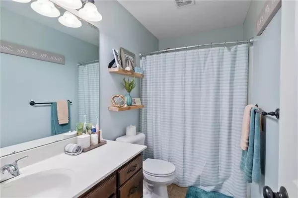 10948 N Oxford AVE Kansas City, MO 64157