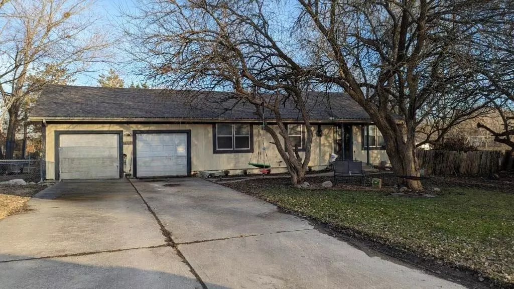 17501 Chestnut DR, Belton, MO 64012