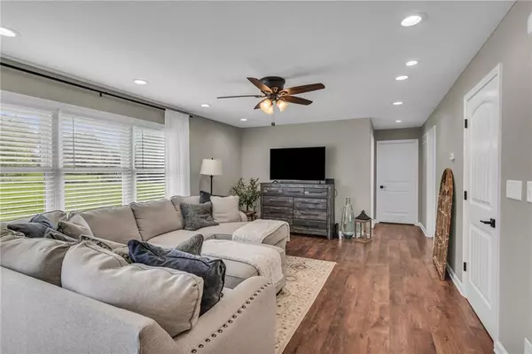 Waverly, MO 64096,706 W Washington ST